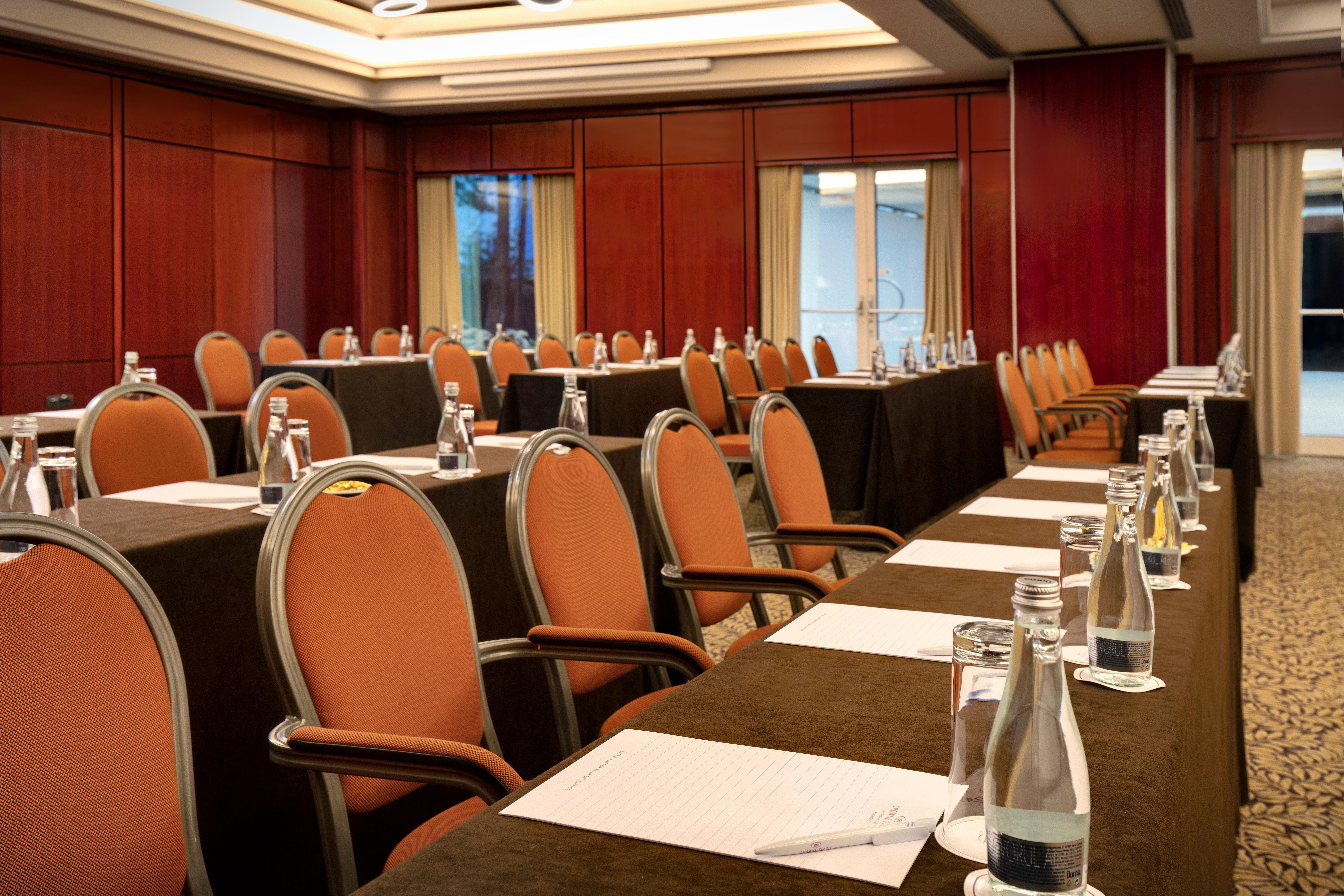 Crowne Plaza Bucharest By Ihg Hotel Exterior foto