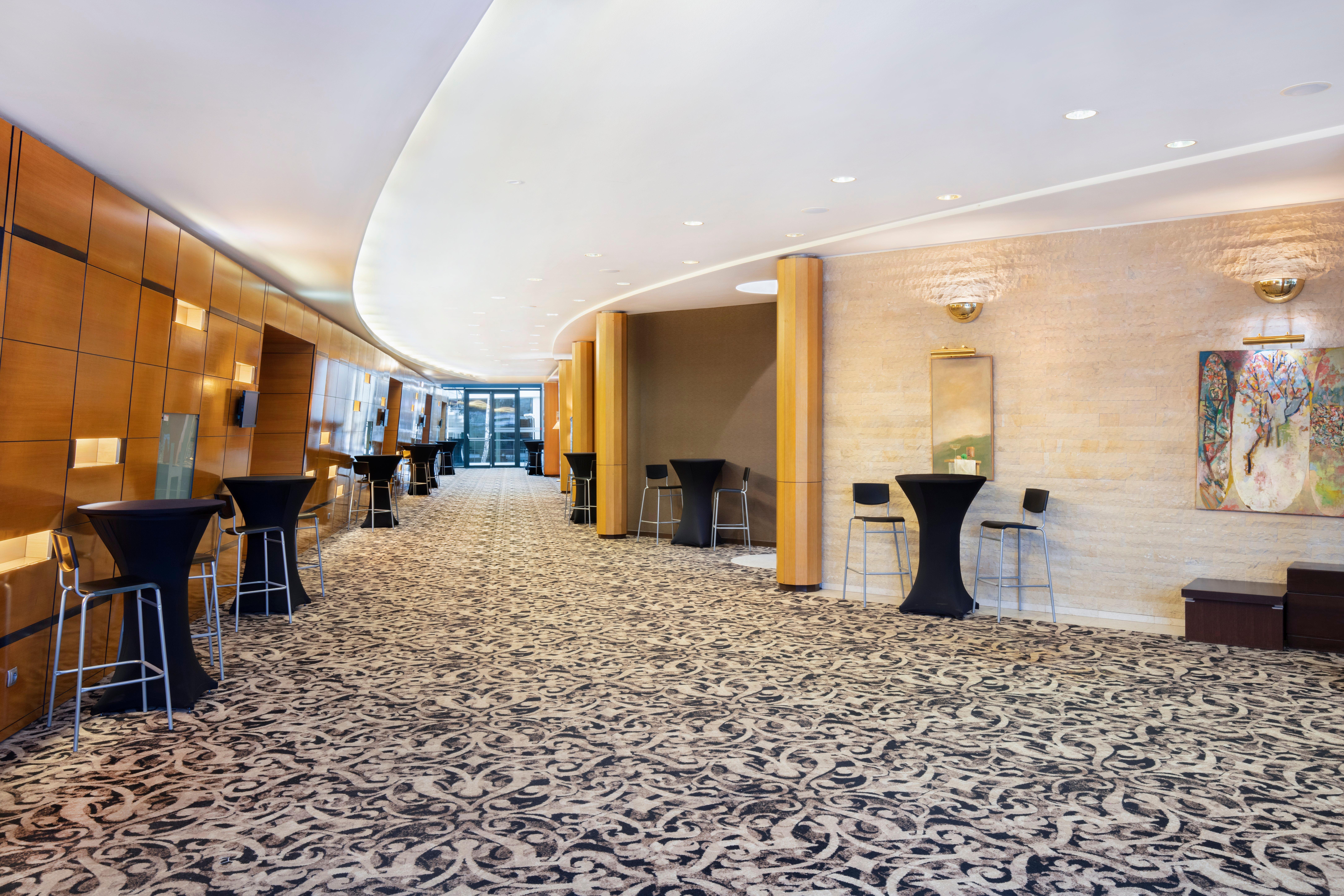 Crowne Plaza Bucharest By Ihg Hotel Exterior foto