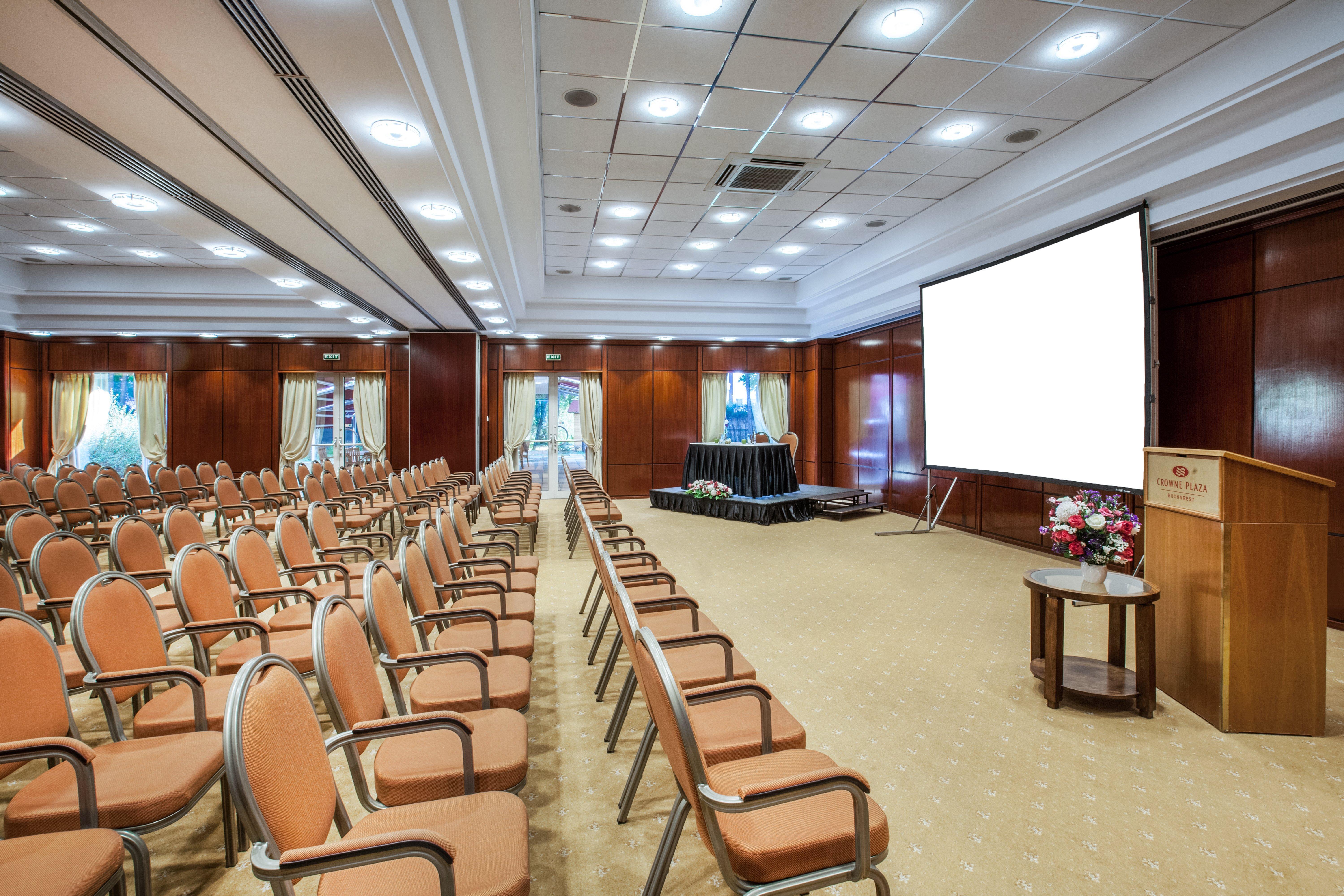 Crowne Plaza Bucharest By Ihg Hotel Exterior foto