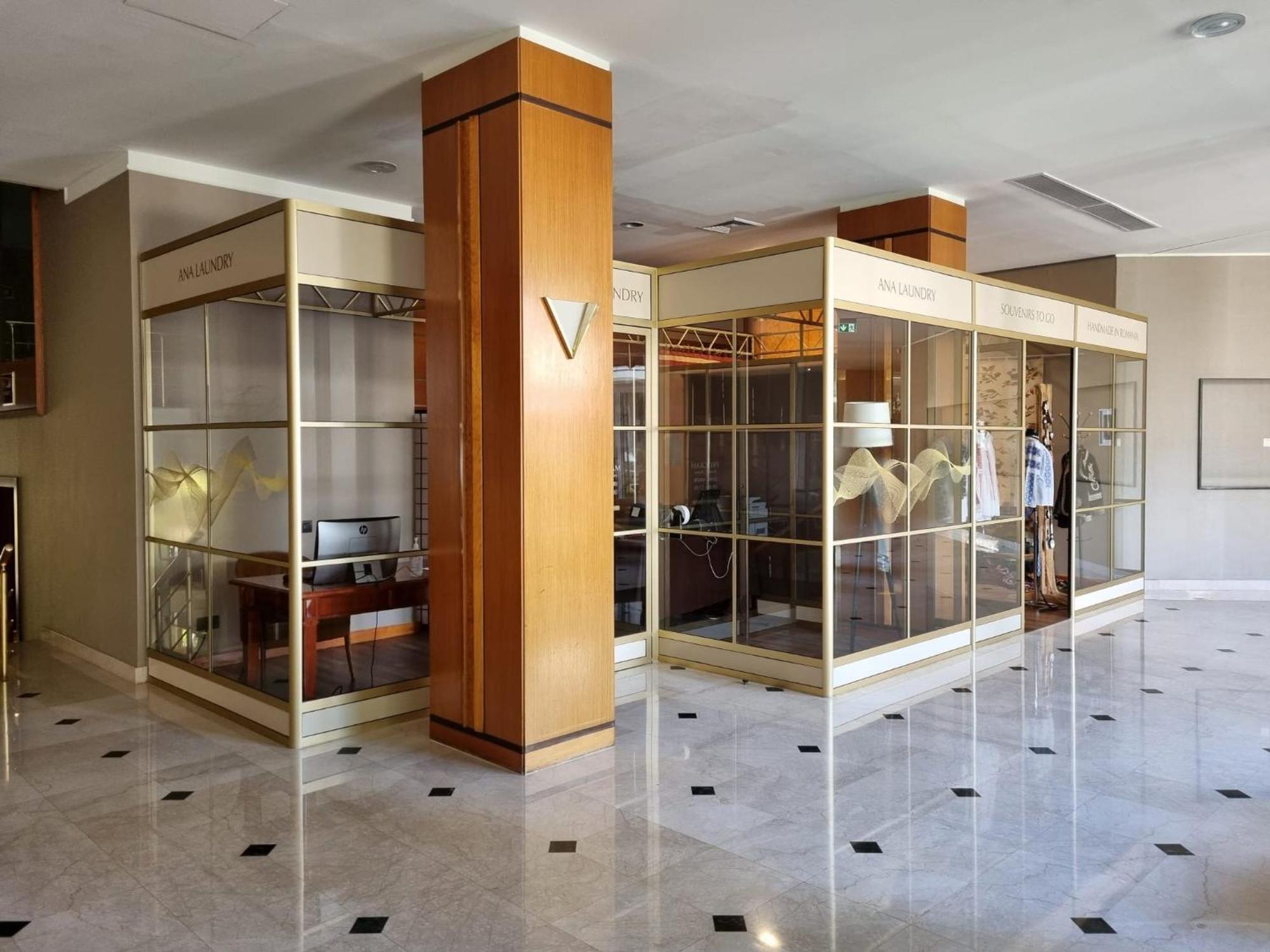 Crowne Plaza Bucharest By Ihg Hotel Exterior foto