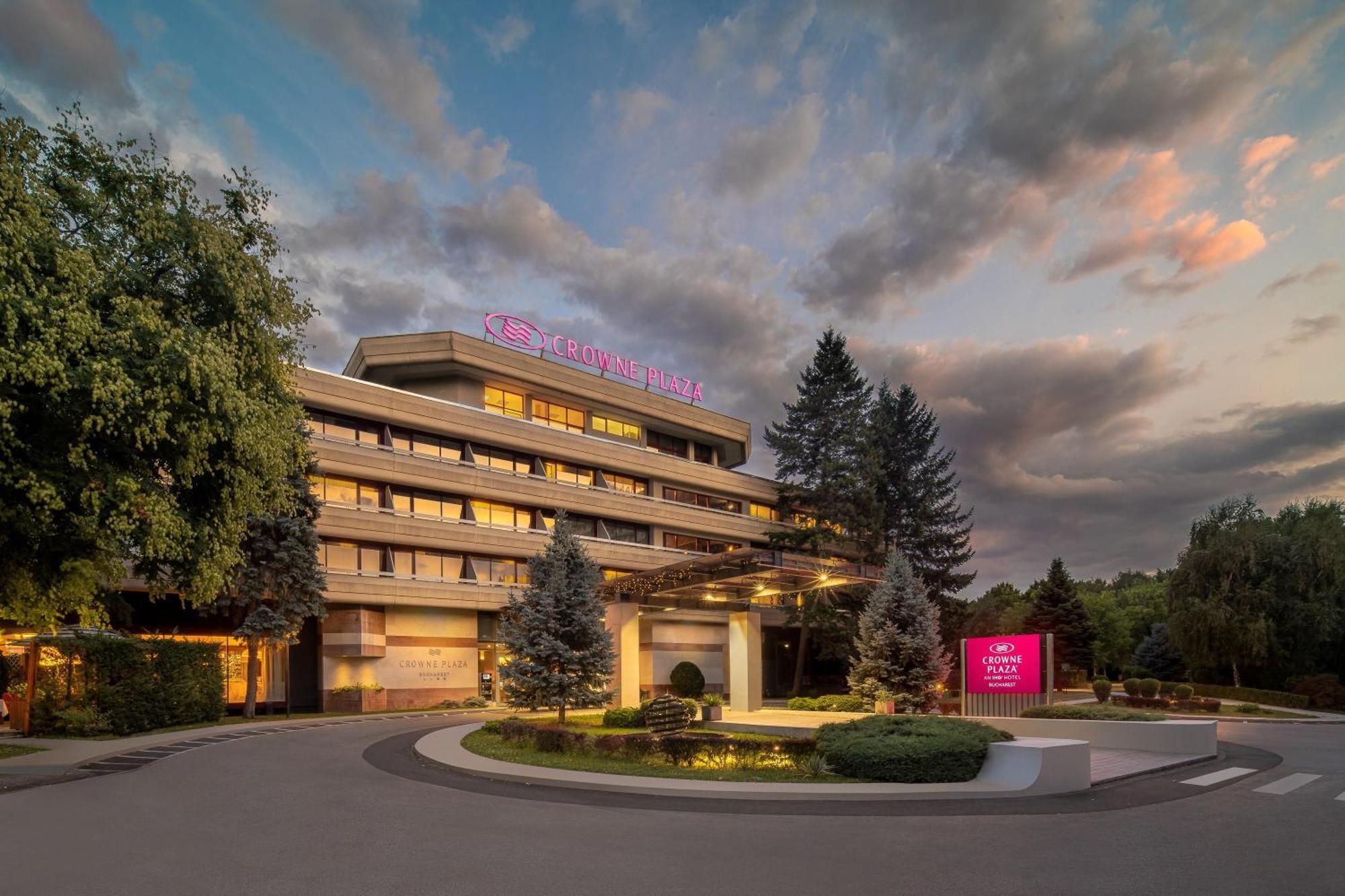 Crowne Plaza Bucharest By Ihg Hotel Exterior foto